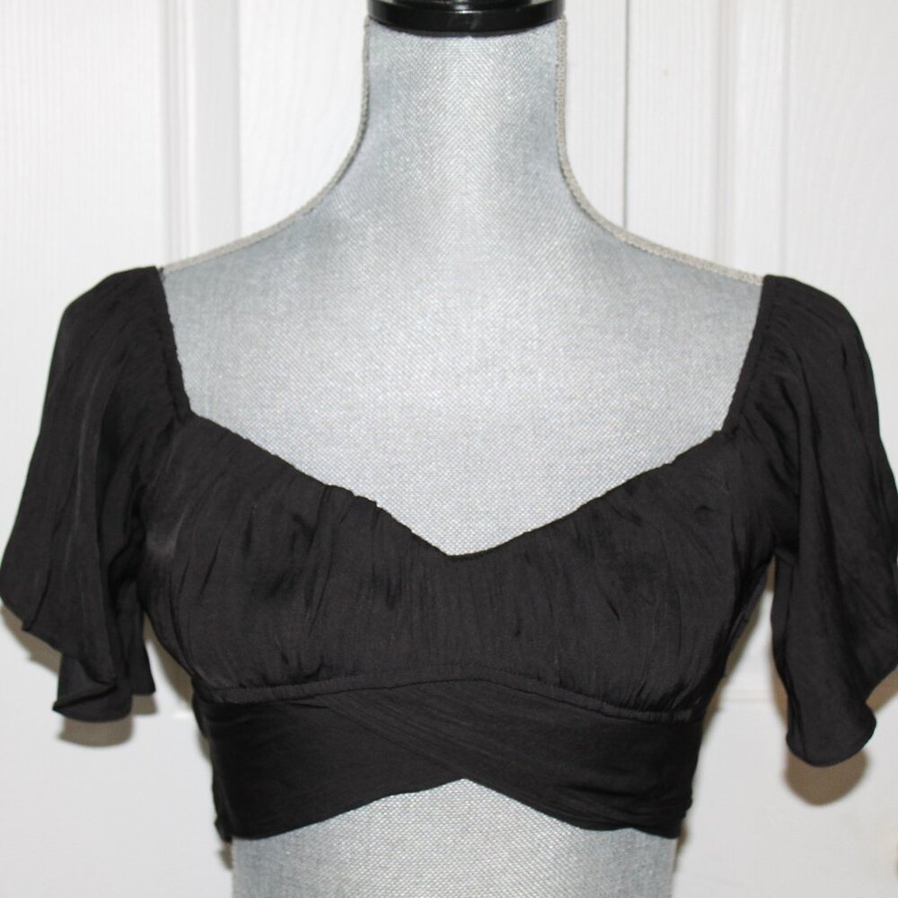 Bubble Crepe Crop Top, Saints + Secrets